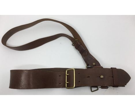 WW2 British Army Officers Sam Brown Belt. Complete with cross strap. Has makers mark "Made by Peal &amp; Co, 487 Oxford Stree