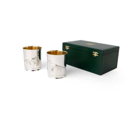  JOCELYN BURTON (BRITISH 1946-2020) PAIR OF 'FOX' WHISKEY TUMBLERS, 2012 stamped maker's mark and hallmarked for London, Brit