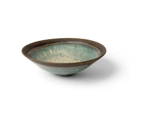  DAME LUCIE RIE D.B.E. (AUSTRIAN/BRITISH 1902-1995) BOWL impressed maker's mark, stoneware, volcanic green glaze with mangane