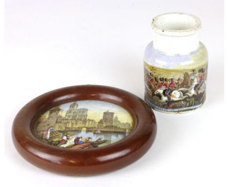 A Pratt style ink pot printed with a view titled 'Charge of the Scotch Greys at Balaklava'. h. 10 cm. CONDITION REPORT: Chips
