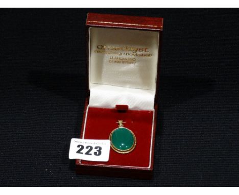 A 9ct Gold Jade Pendant