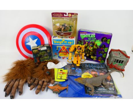 Sambro, Pressman, ELC, Hasbro, Disney Store, Summit - Mixed lot of boxed and unboxed items to include Marvel, Ninja Turtles, 