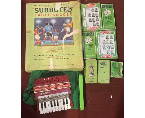 A collection of Subbuteo table football items, to include a part complete set and boxed football teams. 