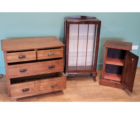 An Edwardian beech chest of two short over two long drawers with brass swing handles, raised on shaped bracket feet 92 x 76 x