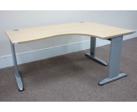 (SKT10102) Right hand light oak office corner desk with cable tidy, W160cm, D120cm (max), H72cm   Condition Report   Click he