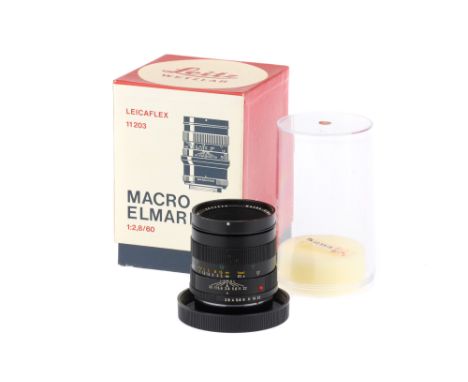 A Leitz Wetzlar Macro-Elmarit-R f/2.8 60mm Lens1973, black, serial no. 2622244, 3-cam, body F-G, elements F, fungus, with mak