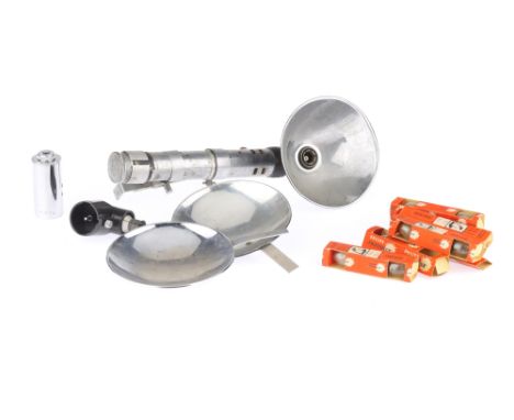 A Heiland Sol Flash Gun,sabre style flashgun for Graflex press cameras, together with a range of accessories including dishes