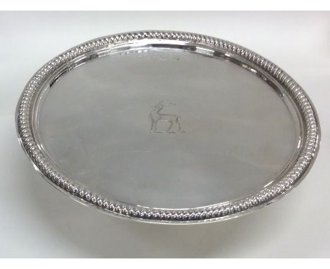 A rare Queen Anne silver tazza, the centre crested with a stag. Dated 1702. Approx. 281 grams. Est. £700 - £800.