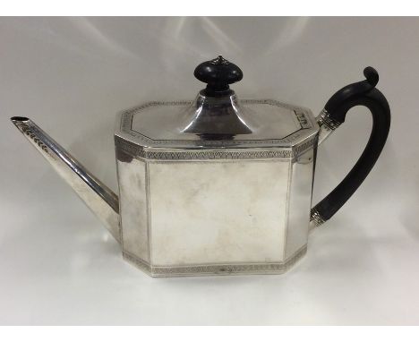 A good quality Georgian silver teapot with cut corners and attractively with flush fitting cover. London. By HC. Approx. 457 