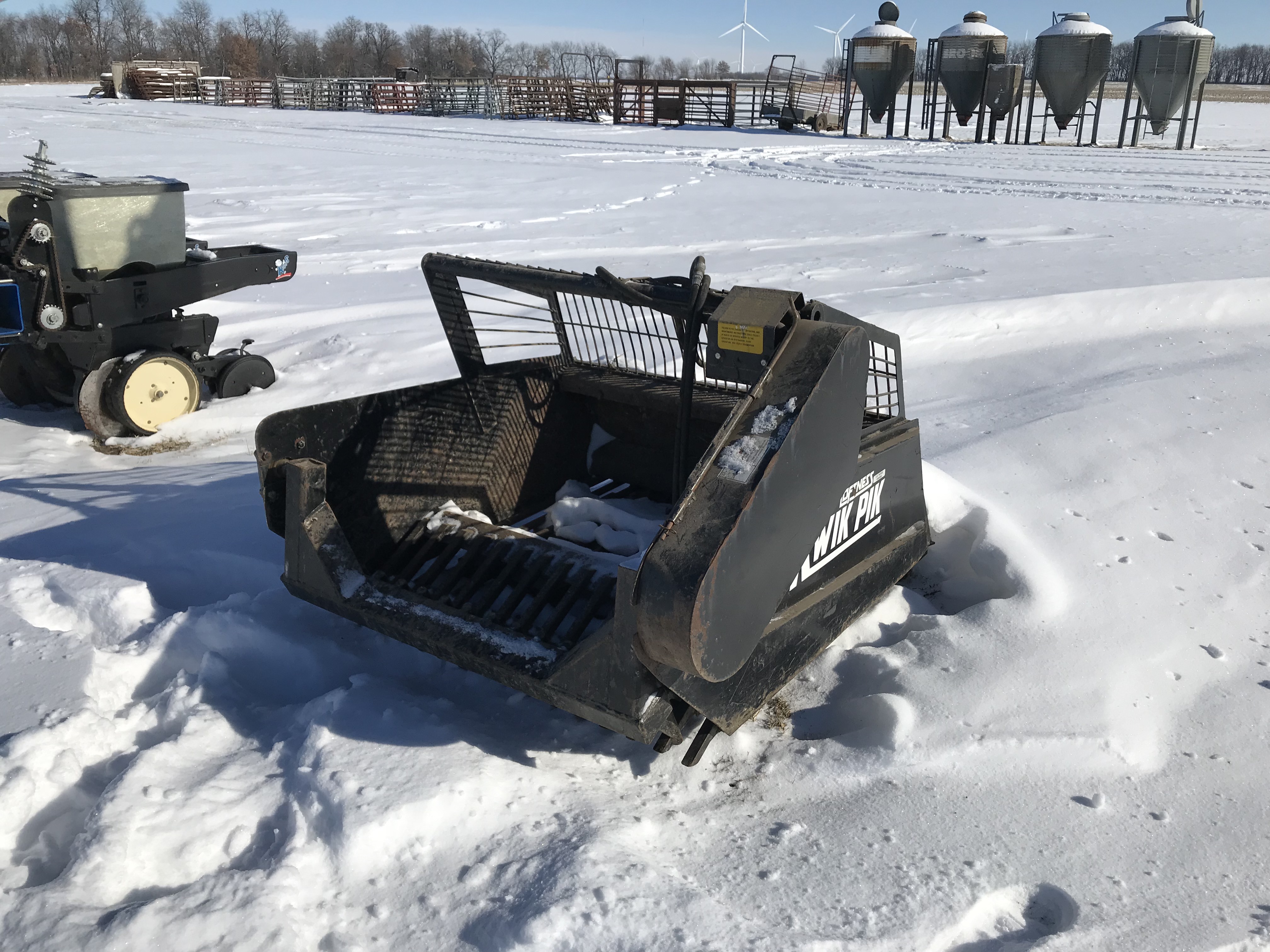 LOFTNESS KWIK PIK, SKID LOADER MOUNT ROCK PICKER, NICE!!!