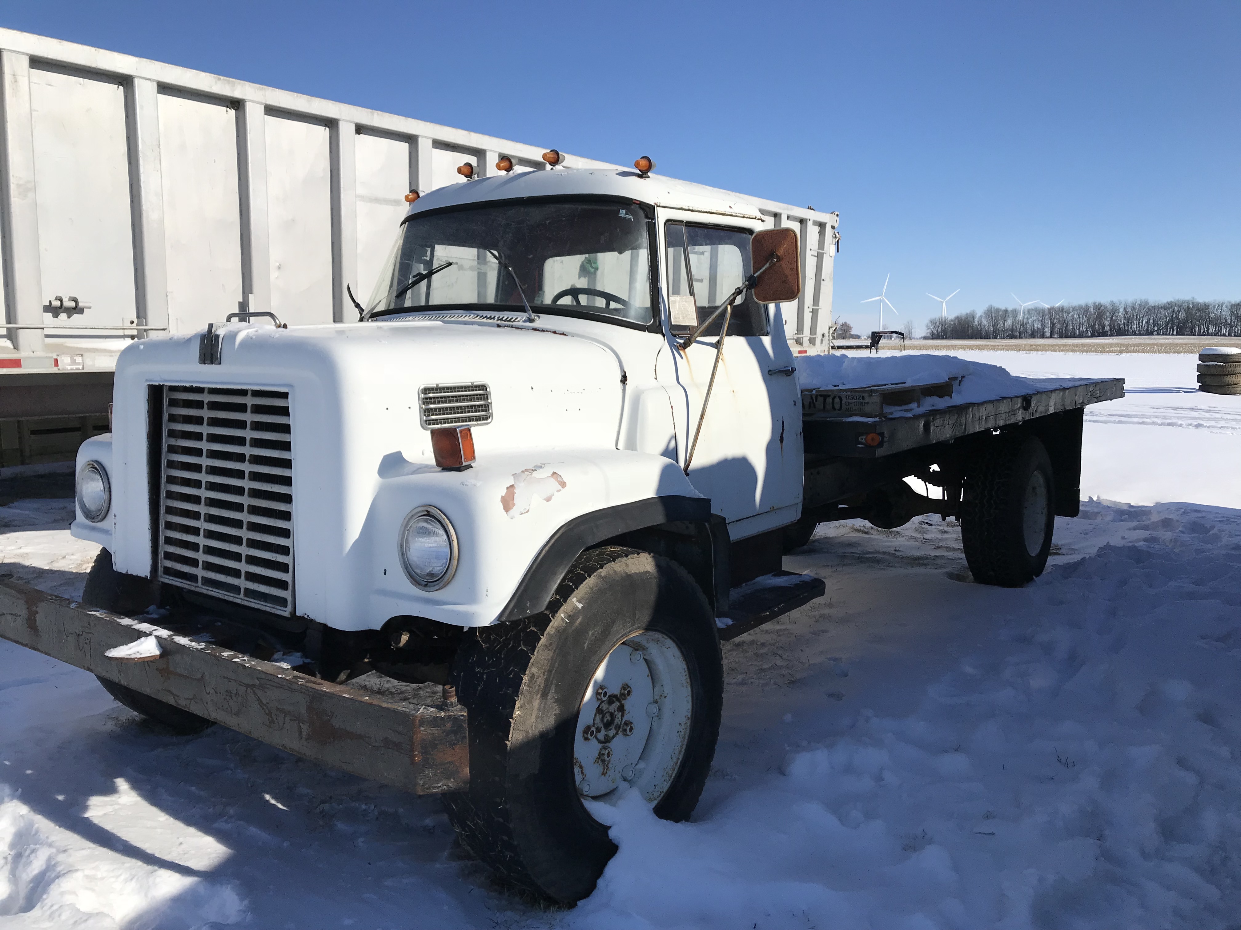 INTERNATIONAL LOADSTAR 1600 ALL WHEEL DRIVE TRUCK, W/ BED AND HOIST