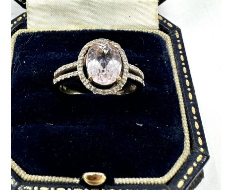 9ct gold morganite &amp; diamond dress ring (2.9g) 