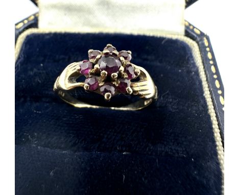 9ct gold red gemstone cluster ring (1.8g) 
