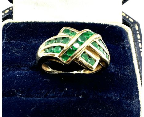 9ct gold emerald dress ring (3g) 