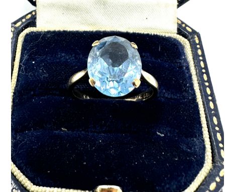 9ct gold blue gemstone dress ring (2.7g) 