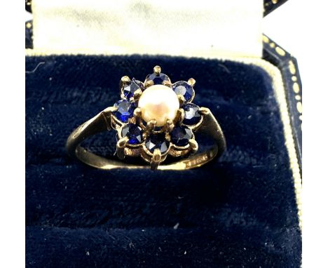 9ct gold vintage sapphire and cultured pearl set cluster ring (2g) 
