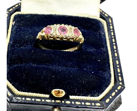 9ct gold diamond &amp; ruby  ring (1.9g) 