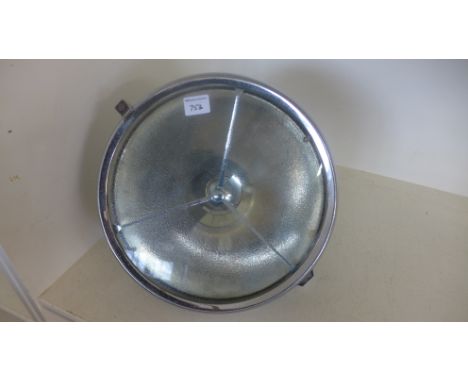 A headlamp Lucas P1800 in chrome - Diameter 30cm