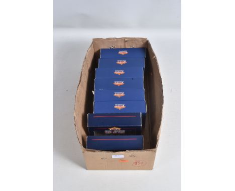 EIGHT BACHMANN OO GAUGE WAGONS ALL PRODUCED EXCLUSIVELY FOR THE BACHMANN COLLECTORS' CLUB, No's. 37-080K, 37-2003, 2 x 37-200