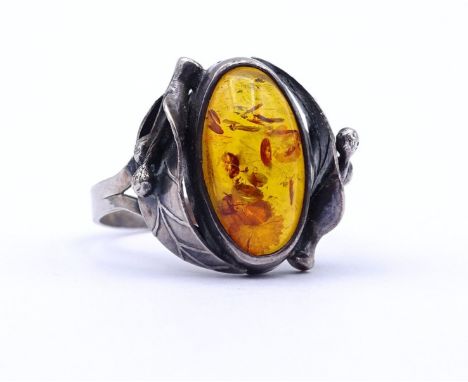 800er Silber Ring mit Bernstein Cabochon, 4,5gr., RG 59