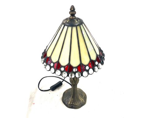 Vintage tiffany style glass shade desk lamp, working order 