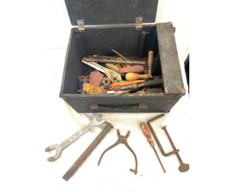 Wooden tool box with tools to include scrapers, trowels etc 