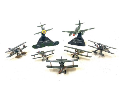 Selection of 7 Loose model planes