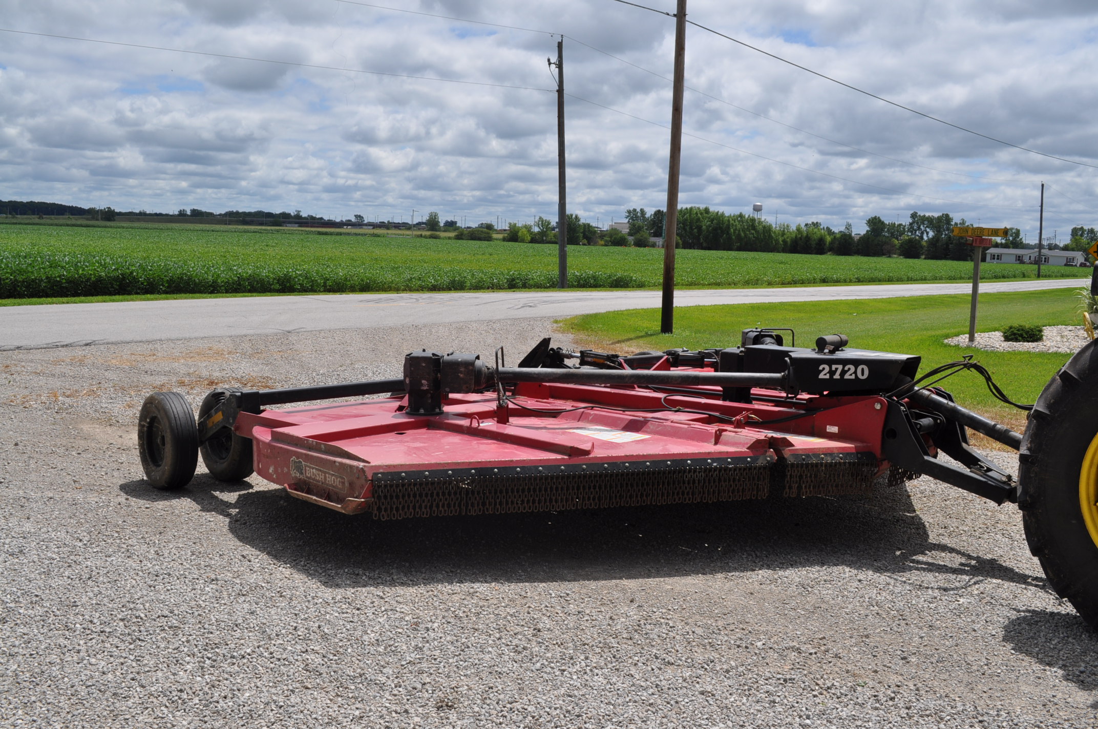 Bush Hog 2720 rotary cutter, hyd fold, stump jumpers, front and rear