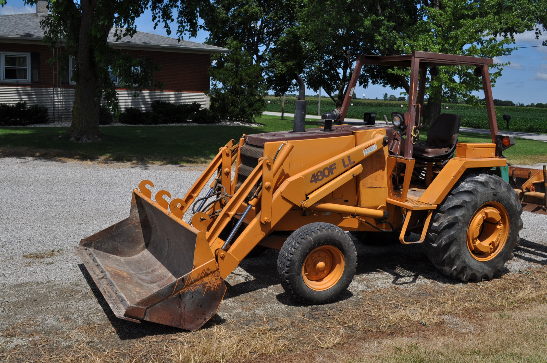 Case 480F LL industrial loader tractor, 2wd, Diesel, 3427 hrs, 4 speed ...