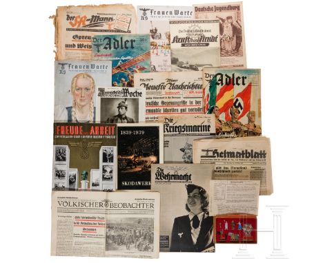   Eine Kiste Zeitschriften   Darunter ca. 50 Ausgaben der Zeitschrift "Die Wehrmacht", ca. 28 "Die Kriegsmarine", ca. 100 der
