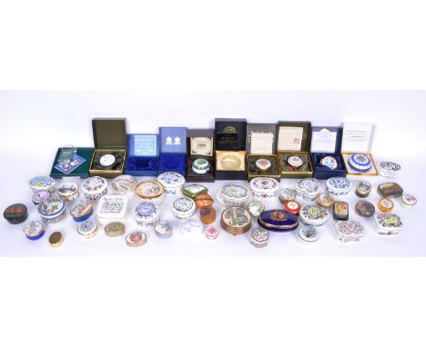 A large collection of vintage 20th century enamel pill boxes to include Crummles, Halcyon Days, Birmingham enamels and more. 