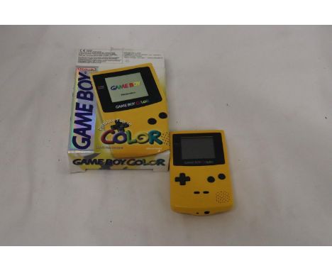 A BOXED GAMEBOY COLOUR, PORTABLE HANDHELD GAMES CONSOLE 