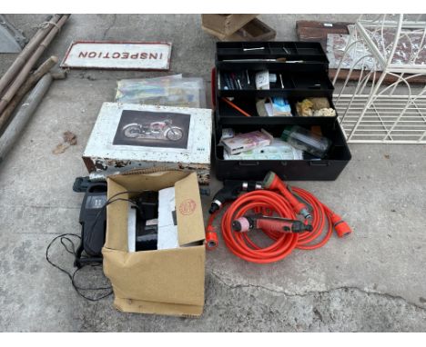 AN ASSORTMENT OF TOOLS TO INCLUDE A TROLLEY JACK AND HOSE FITTINGS ETC 