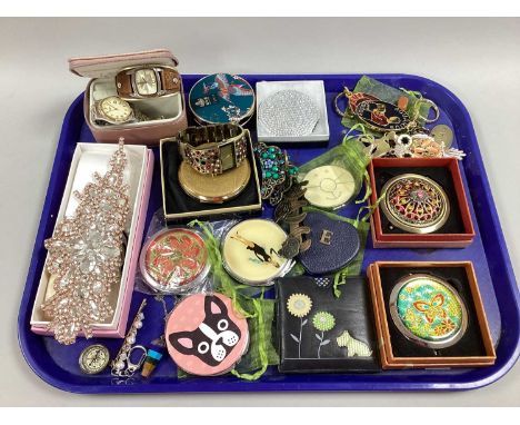 Stratton and Other Modern Ladies Compact Mirrors, including Radley, diamanté, etc, hair ornaments, together with three modern