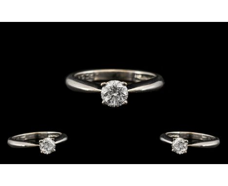 Contemporary 18ct White Gold High Quality Single Stone Diamond Set Dress Ring, marked 750 to interior of shank, the single mo