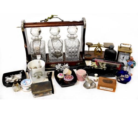 A collectors' lot to include early 20th century letter scales (lacking weights), a Longtex quartz glass carriage clock, vario