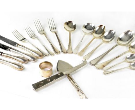 A wooden cutlery tray containing a quantity of plated cutlery, some matching, to include Windsor Collection Arthur Price kniv