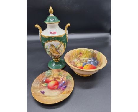 A Royal Worcester fruit painted bowl,&nbsp;by Ricketts, 18.5cm diameter; and another similar small plate, painted by Moseley,