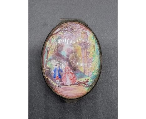 (ML) A good late 18th century yellow enamel oval box,&nbsp;the hinged cover painted with lovers in a garden, 6.5cm long.&nbsp