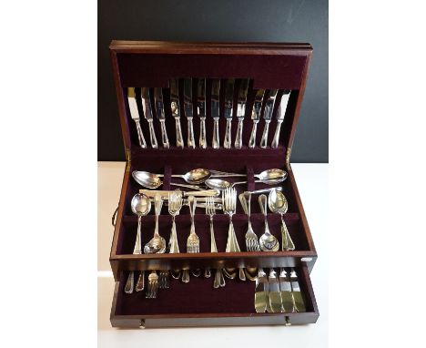 Osborne A1 Silver Plate Canteen of Cutlery, Eight Place Setting with an additional fork (85 pieces total) 