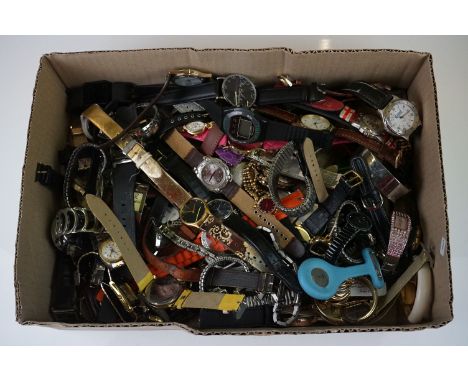 Large collection of ladies and gents watches, to include Timex, Sekonda etc 