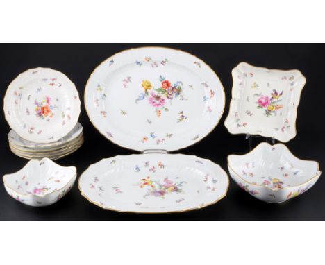 Meissen Neubrandenstein Blumenbukett mit Insekten Speiseservice 6 Personen 1.Wahl, dinner service 1st choice,11-teiliges Porz