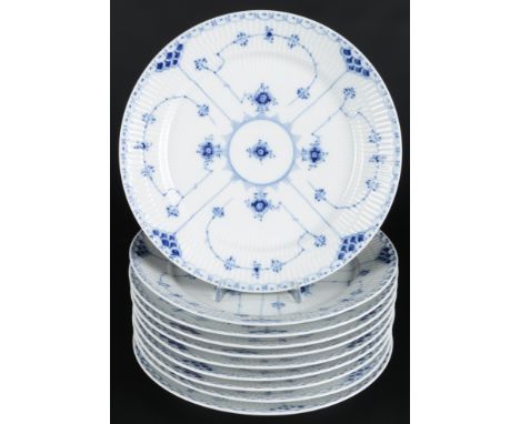 Royal Copenhagen Musselmalet 10 große Speiseteller D28 cm, large plates, Porzellan, Dänemark, am Boden mit grüner Firmenmarke