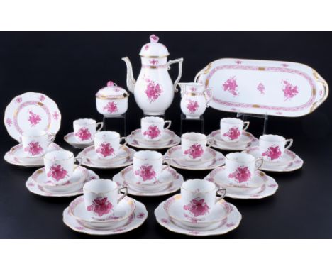 Herend Apponyi Purpur Mokkaservice für 12 Personen, mocha coffee service for 12 pers.,40-teiliges Porzellan, Ungarn 20. Jahrh