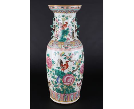 China große Vase Qing Dynastie, large chinese vase qing dynasty,Porzellan, polychrom bemalt, große baluster-förmige Vase, Hüh