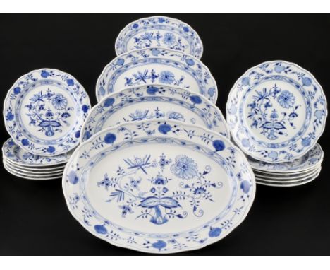 Meissen Zwiebelmuster Speiseporzellan für 6 Personen, dinner set for 6 pers.,16-teiliges Porzellan, blaue Schwertermarke mit 