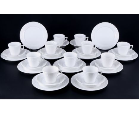KPM Berlin Kurland 11 Kaffeegedecke, coffee cups with dessert plates,33-teiliges Porzellan, Königliche Porzellanmanufaktur Be