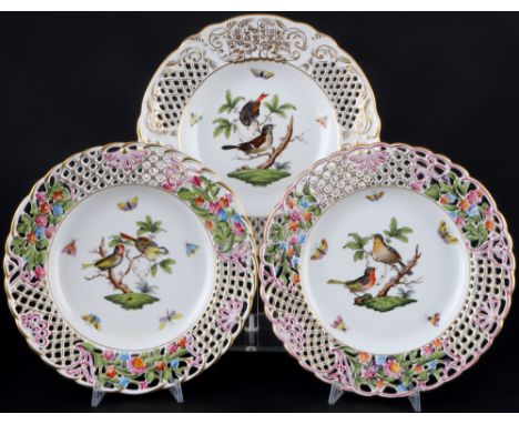 Herend Rothschild 3 Prunkteller, cutwork plates,Porzellan, Ungarn 20. Jahrhundert, blaue Bodenmarke, Dekor RO Rothschild, Dur