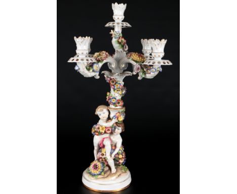 Schierholz großer Figurenleuchter, figural candlestick,Porzellan, blaue Bodenmarke, figürlicher Kerzenleuchter mit zwei Kinde