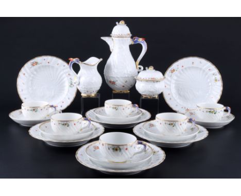 Meissen Schwanendessin Kaffeeservice für 6 Personen 1.Wahl, coffee service for 6 persons 1st choice,21-teiliges Porzellan, bl